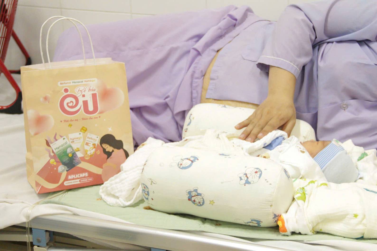 A person lying on a hospital bed

AI-generated content may be incorrect.